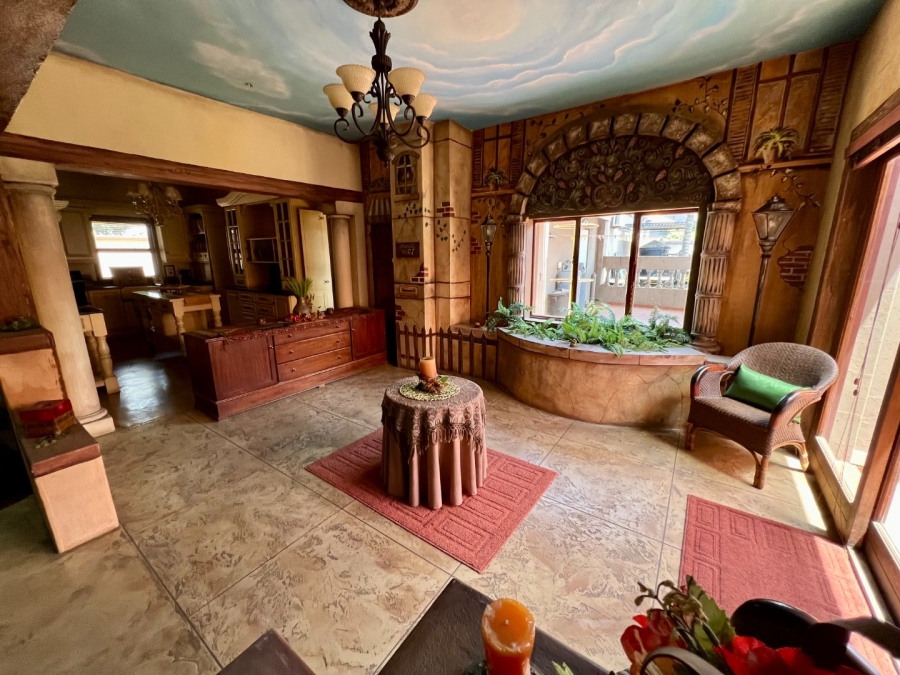 5 Bedroom Property for Sale in Maraldi Estate Free State